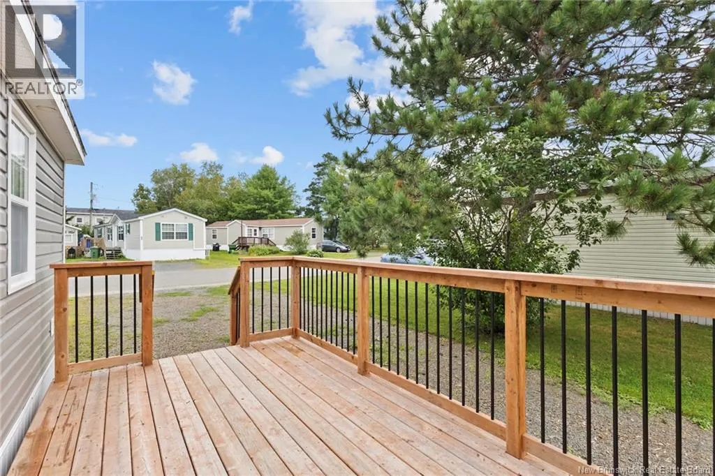 83 Leafwood Crescent