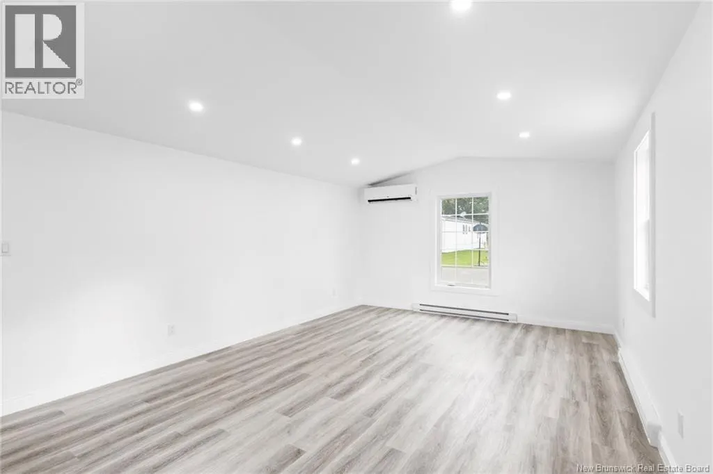 83 Leafwood Crescent