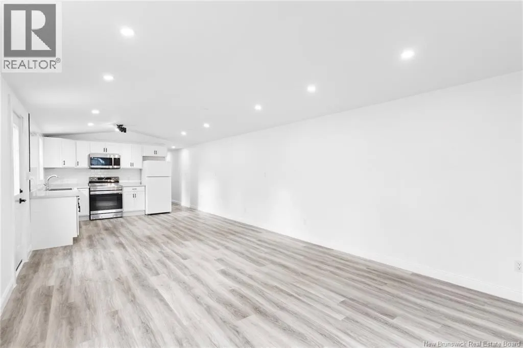 83 Leafwood Crescent