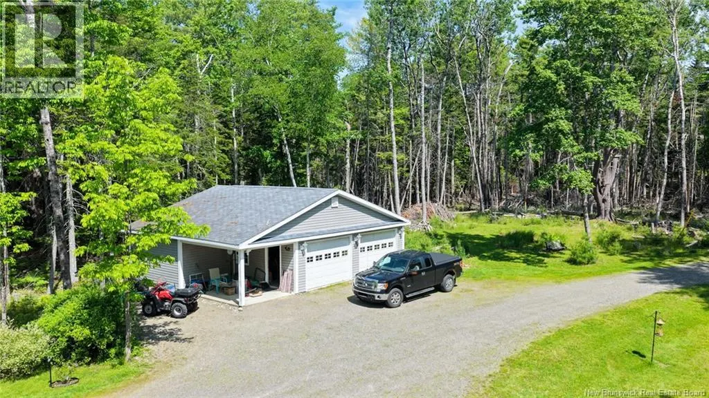 12 Bayview Drive