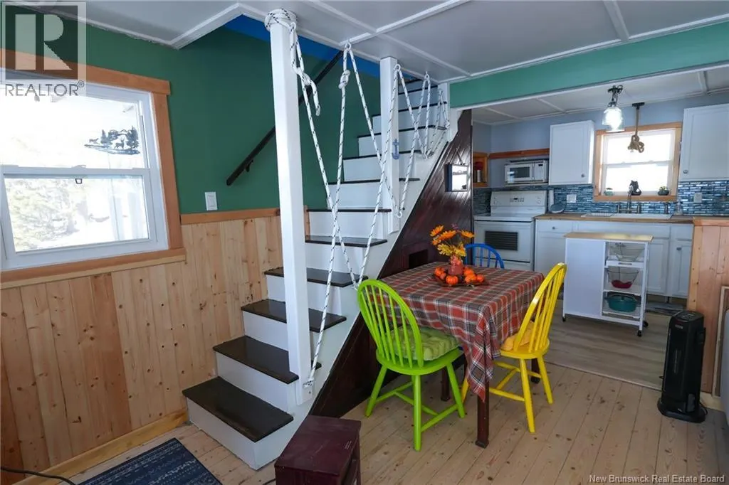 12 Bayview Drive