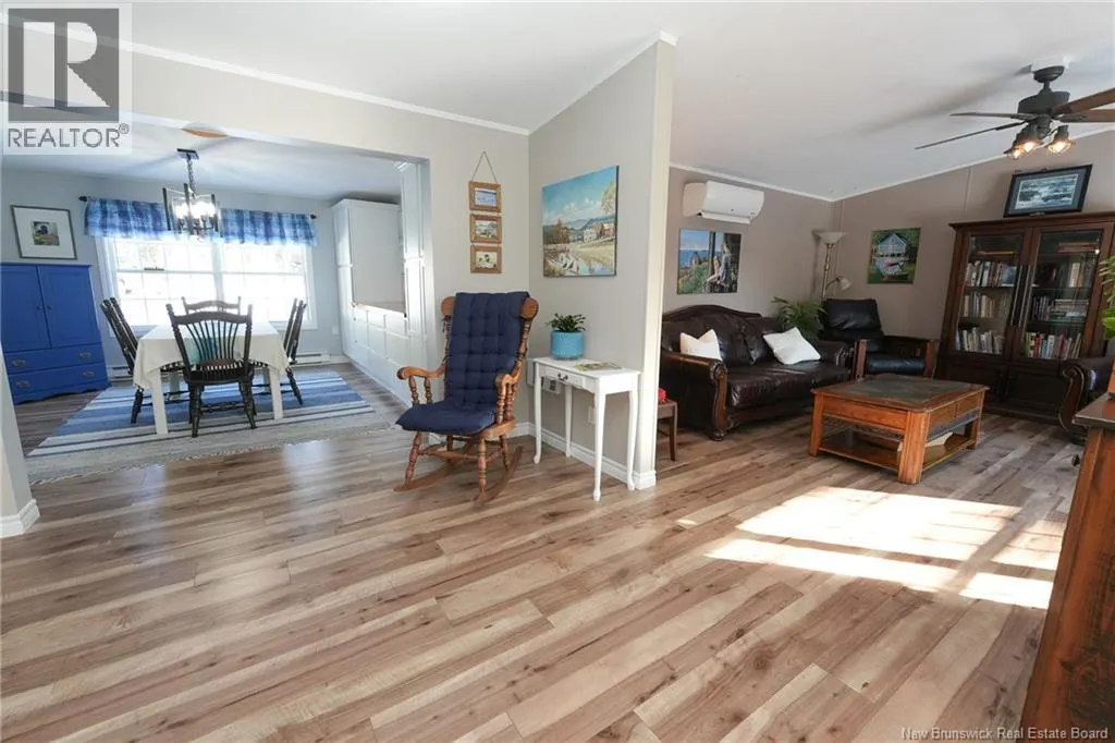 12 Bayview Drive