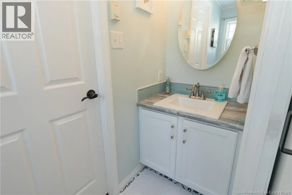 12 Bayview Drive