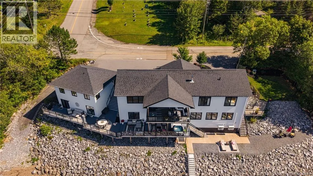 615 Gondola Point
