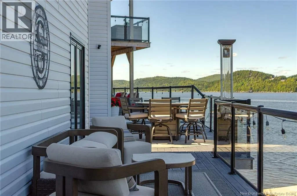 615 Gondola Point