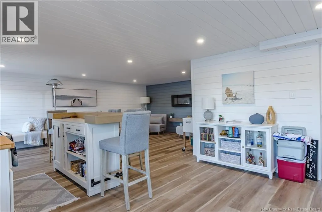 615 Gondola Point