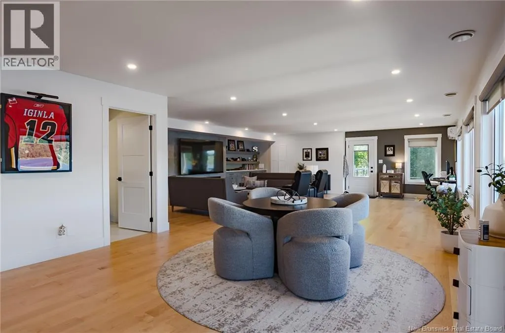 615 Gondola Point