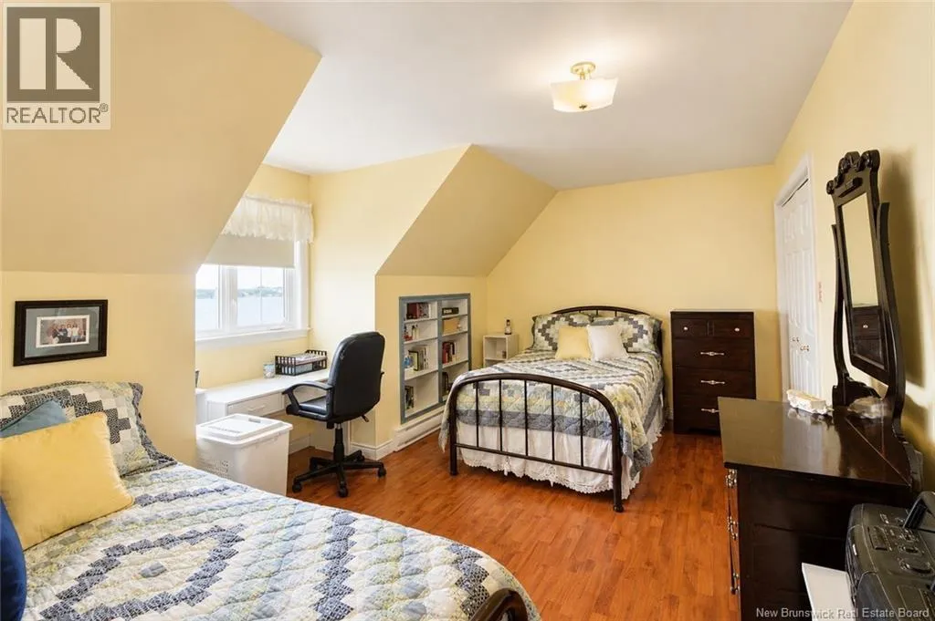 13 Maple Drive