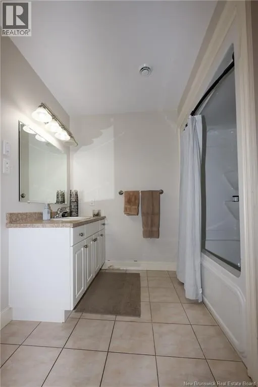 44 Brown Boulevard Unit# 2B