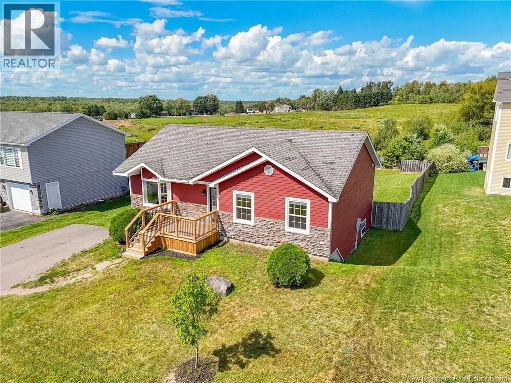 33 Hallihan Drive