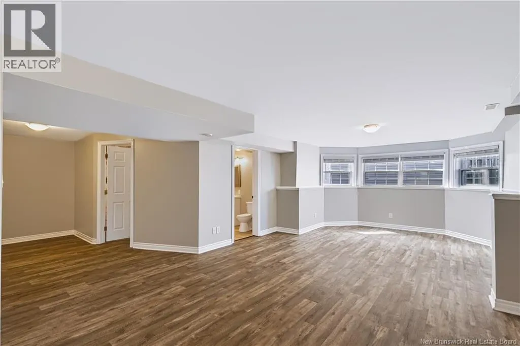 33 Hallihan Drive