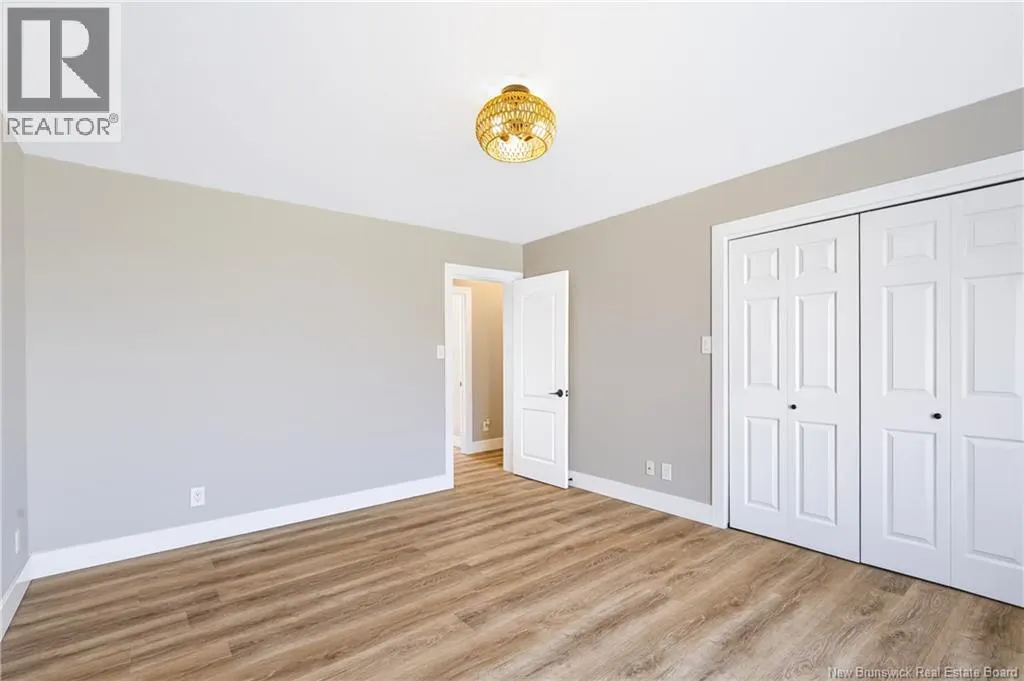 33 Hallihan Drive