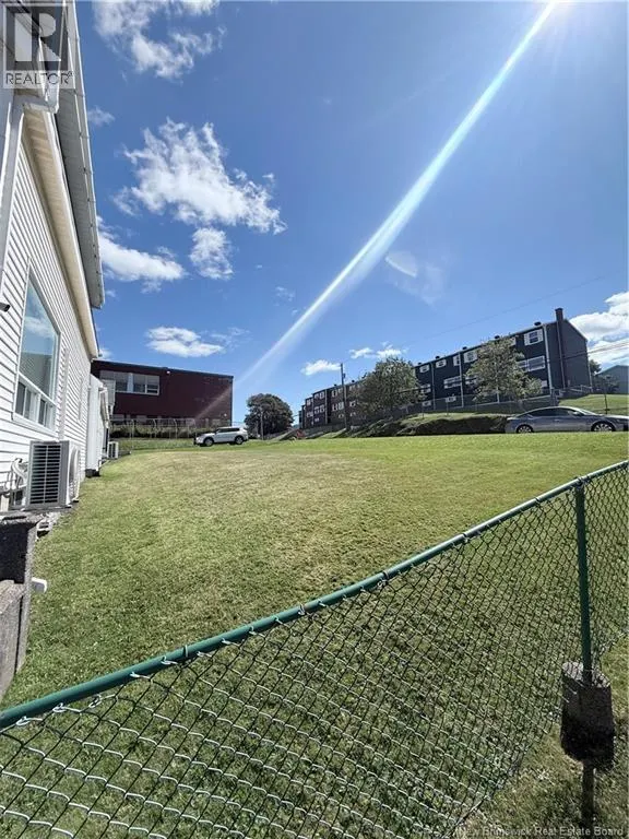 290 Tower Street