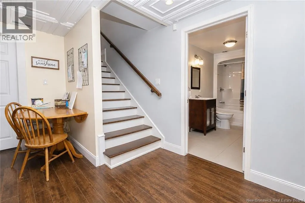 6 McNally Court