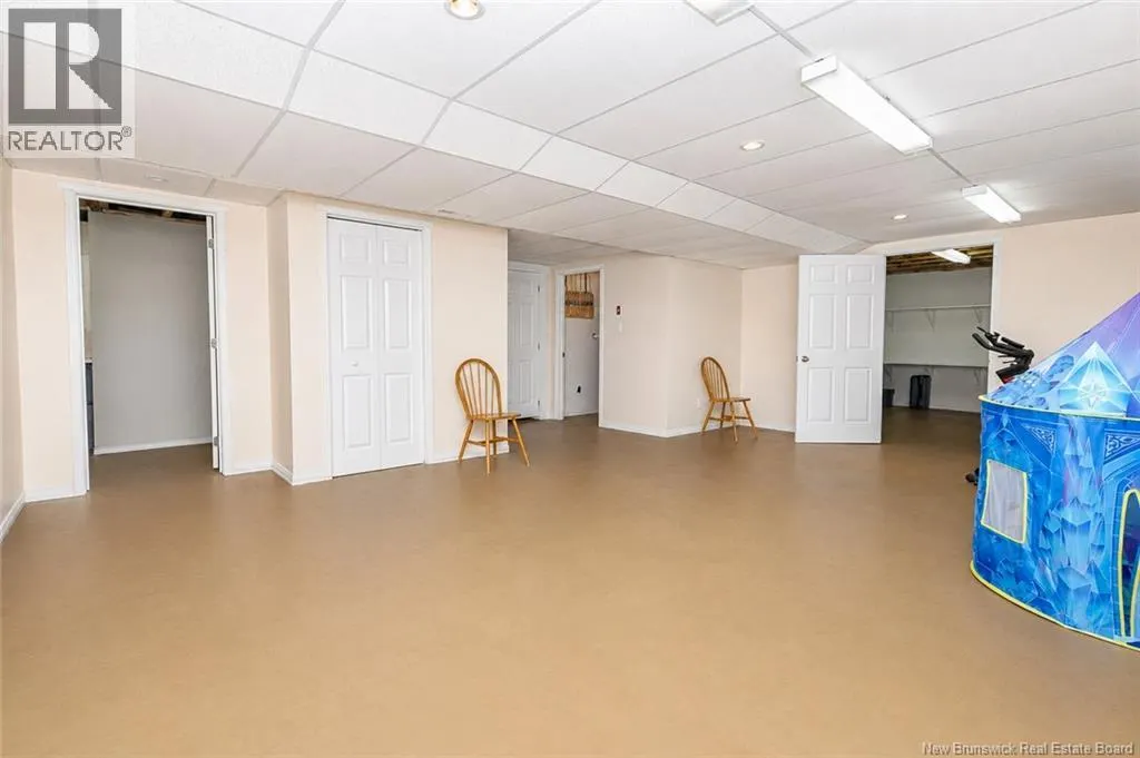 6 McNally Court