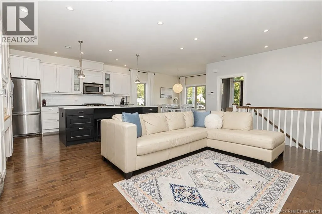 6 McNally Court