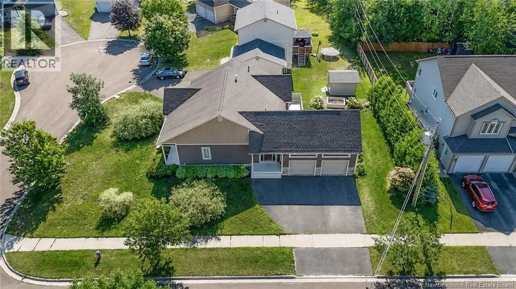 6 McNally Court