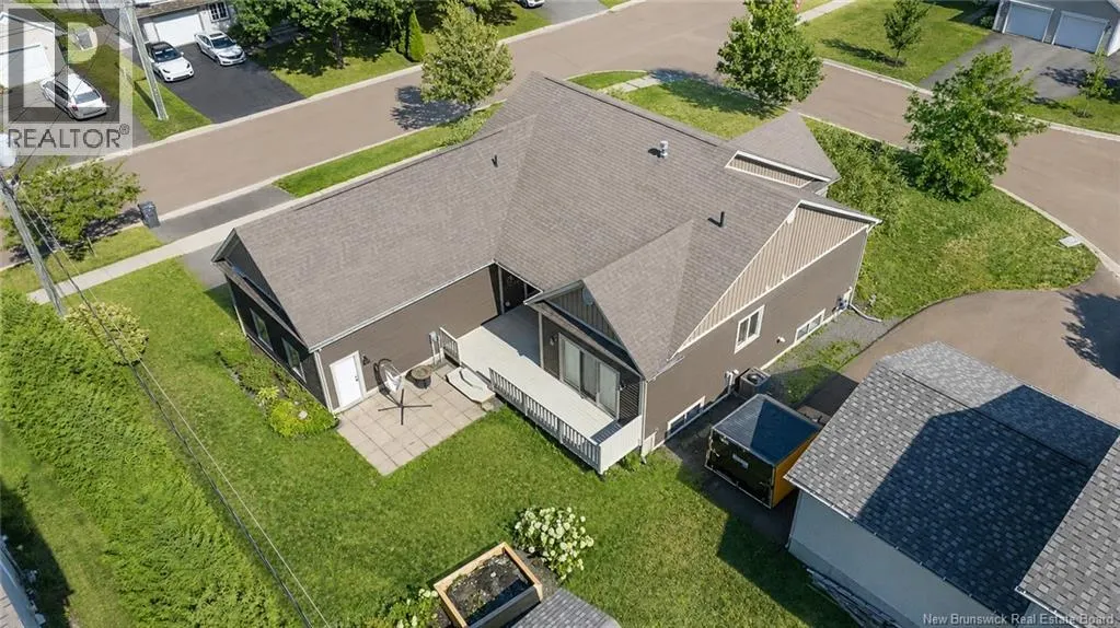 6 McNally Court