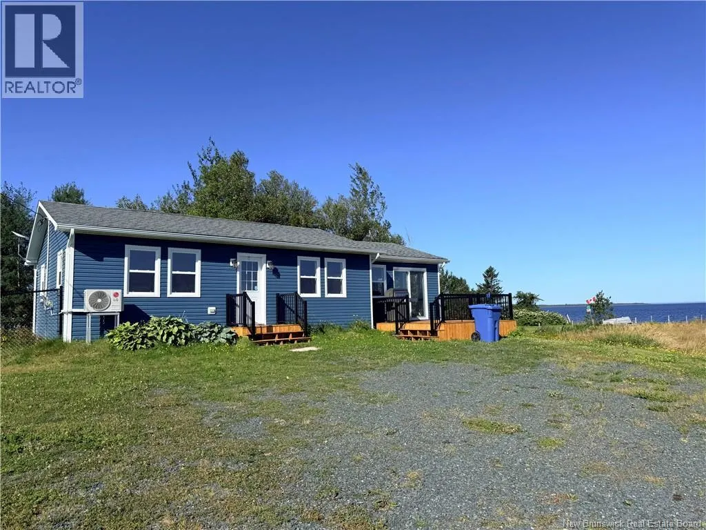 17 North Bayview Road