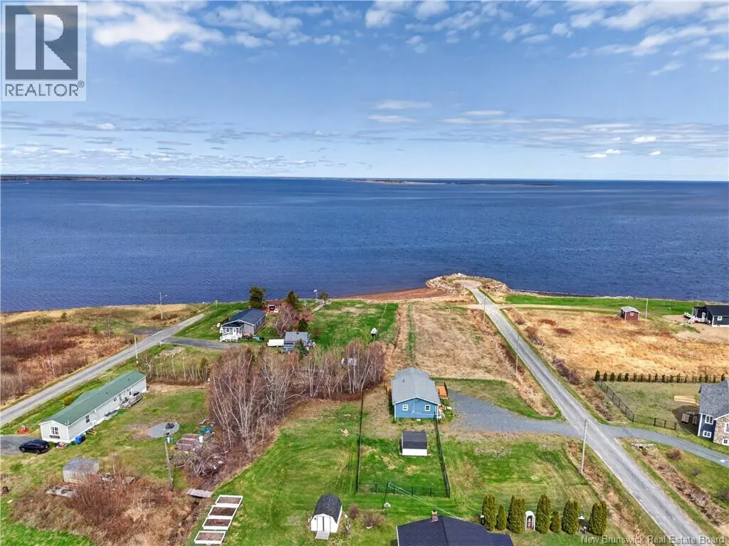 17 North Bayview Road