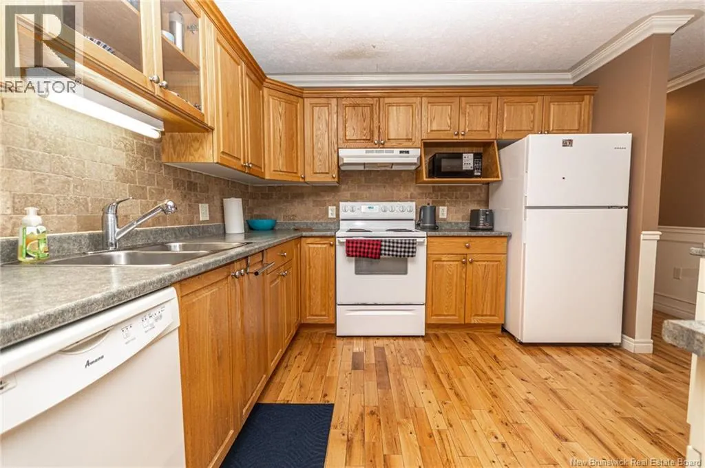 185 Reynolds Street Unit# 33