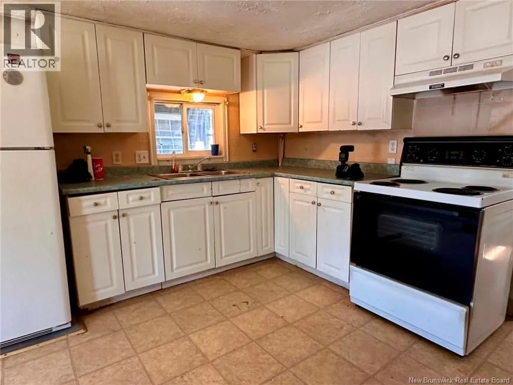 15 Hedgeview Drive