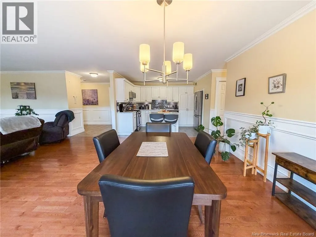 44 Brown Boulevard Unit# 2F