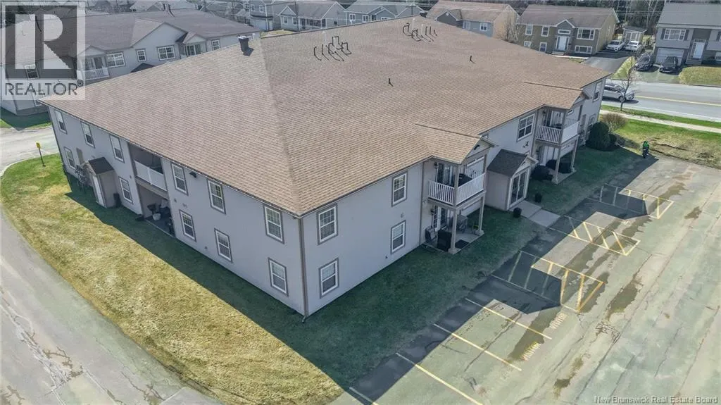 44 Brown Boulevard Unit# 2F