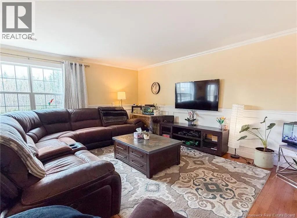 44 Brown Boulevard Unit# 2F
