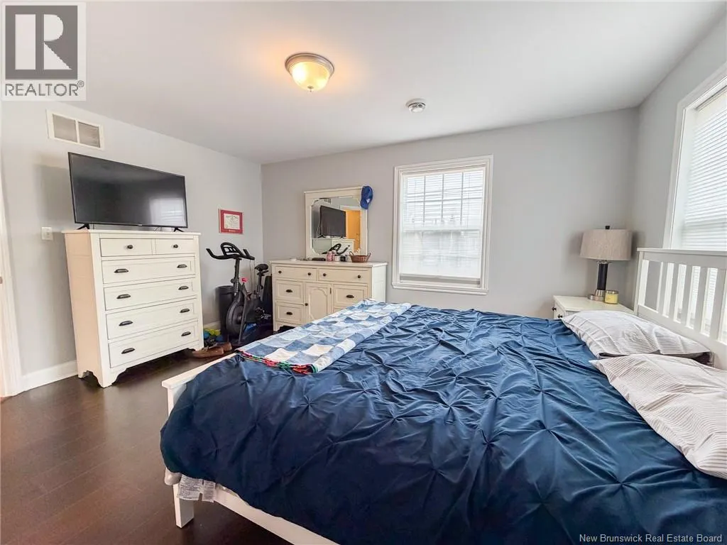 44 Brown Boulevard Unit# 2F