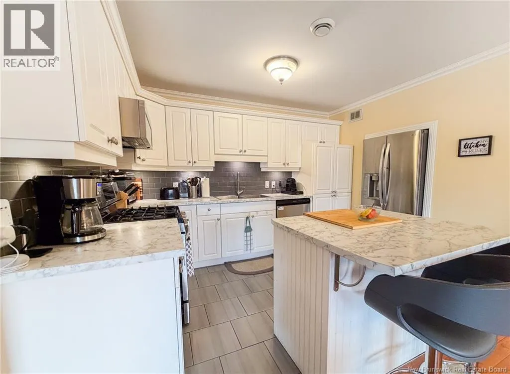 44 Brown Boulevard Unit# 2F