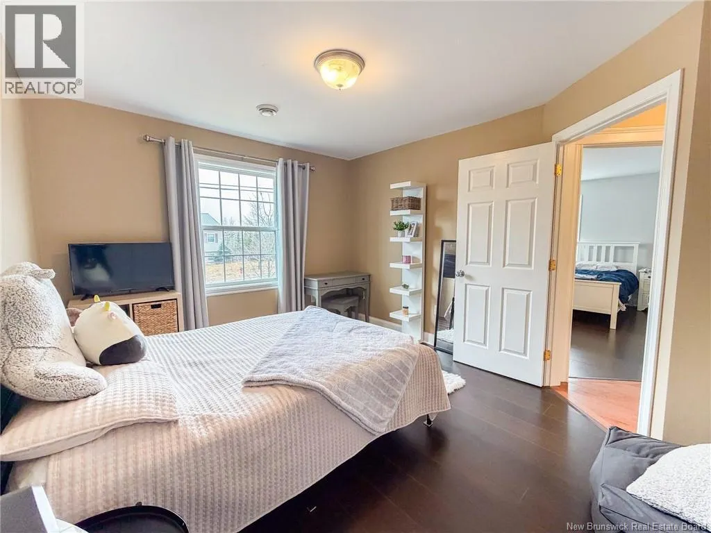 44 Brown Boulevard Unit# 2F