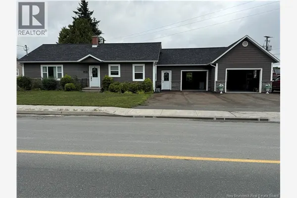 164 Houlton St