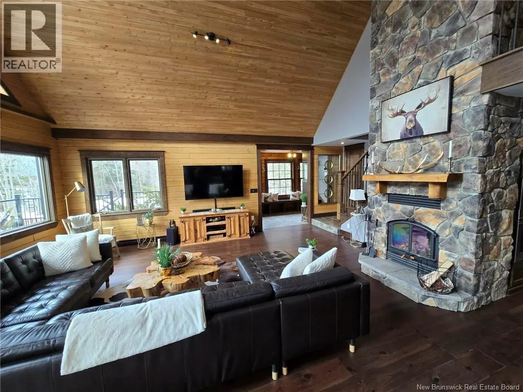 52 Shamrock Valley