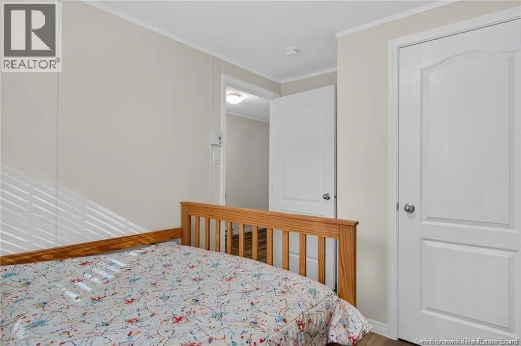 2 Larchwood Street