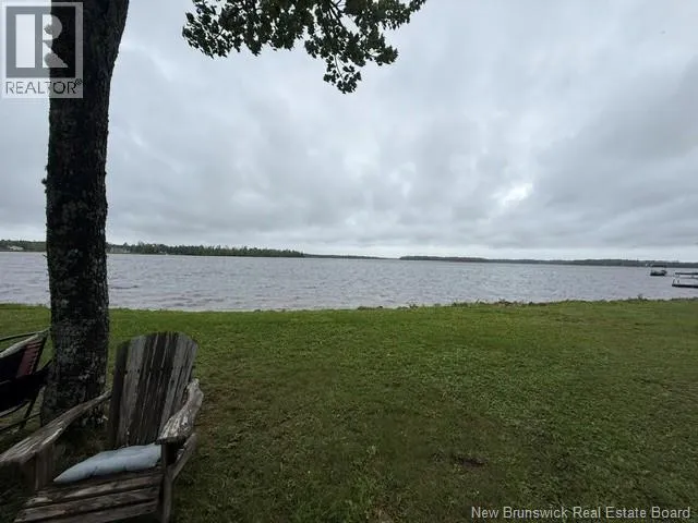 128 Sandy point