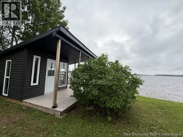 128 Sandy point