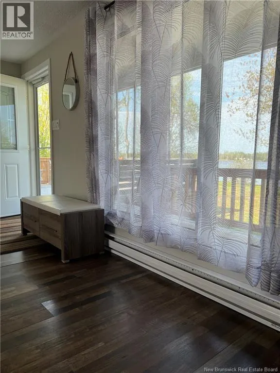 128 Sandy point