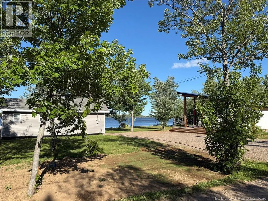 128 Sandy point