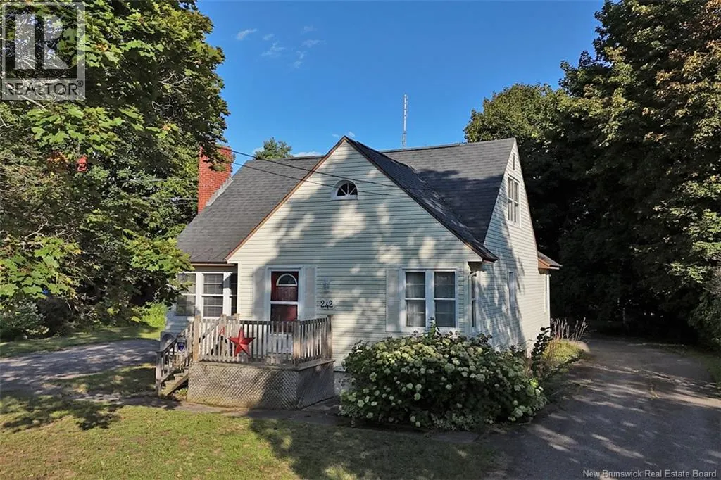 242 Highland Avenue