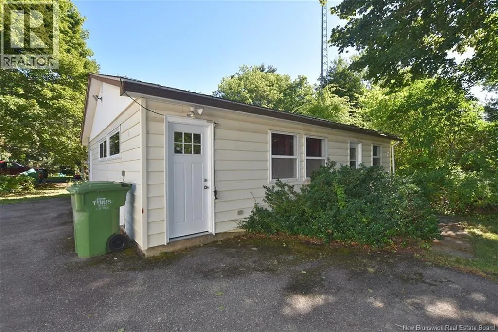 242 Highland Avenue