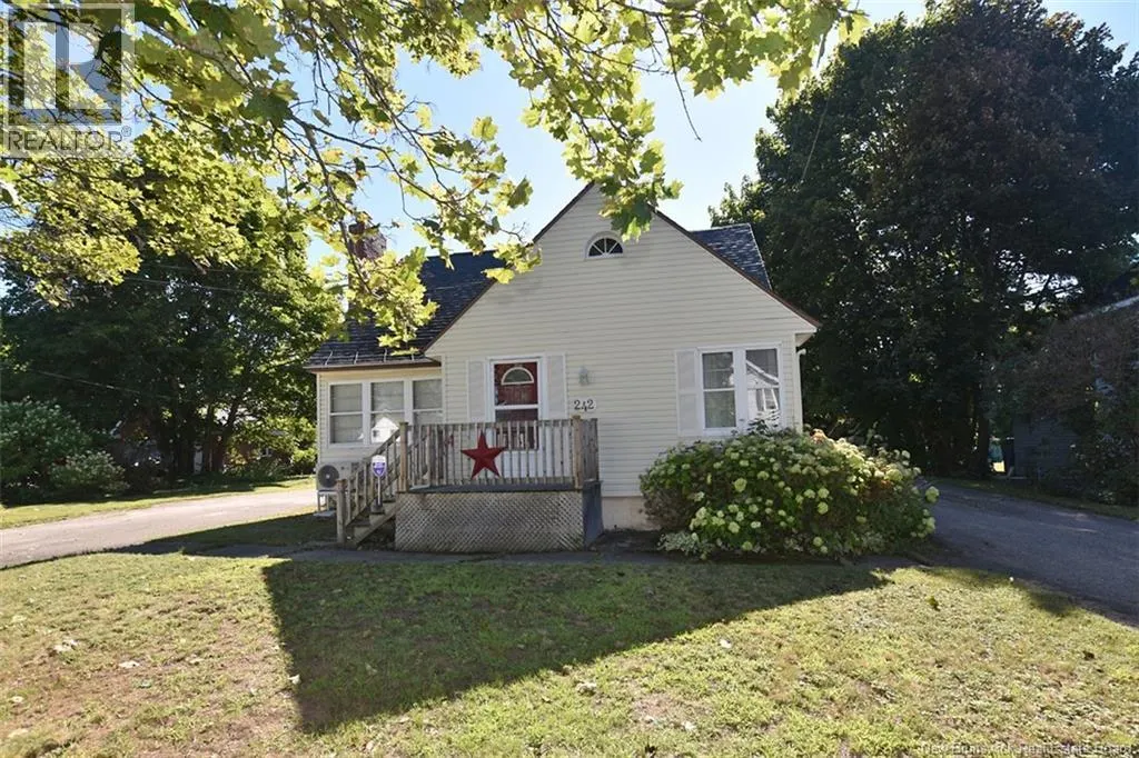 242 Highland Avenue