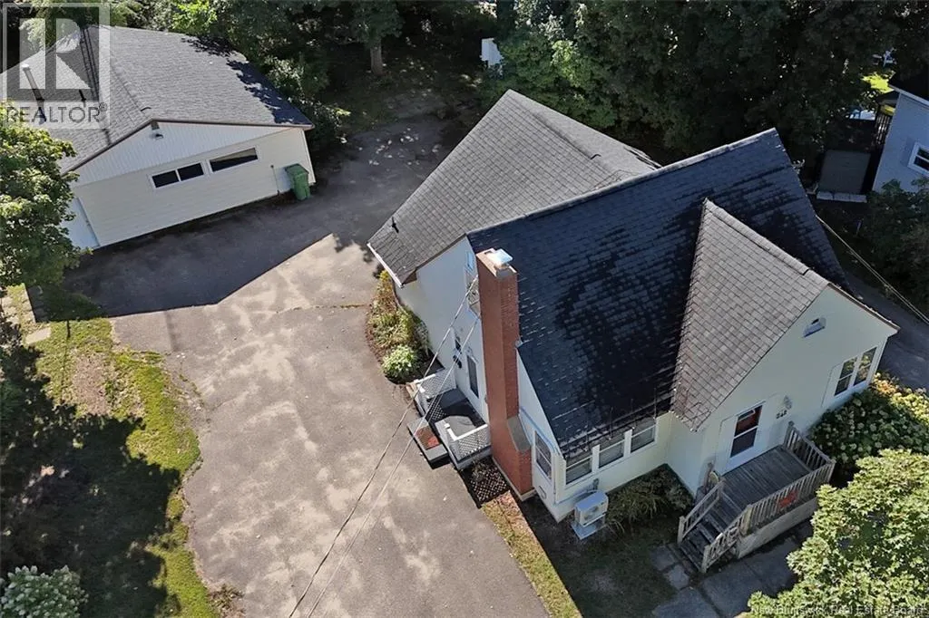 242 Highland Avenue