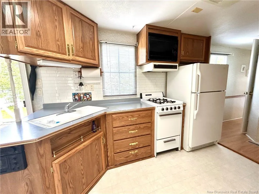 lot 2004-1 Straight Brook rd