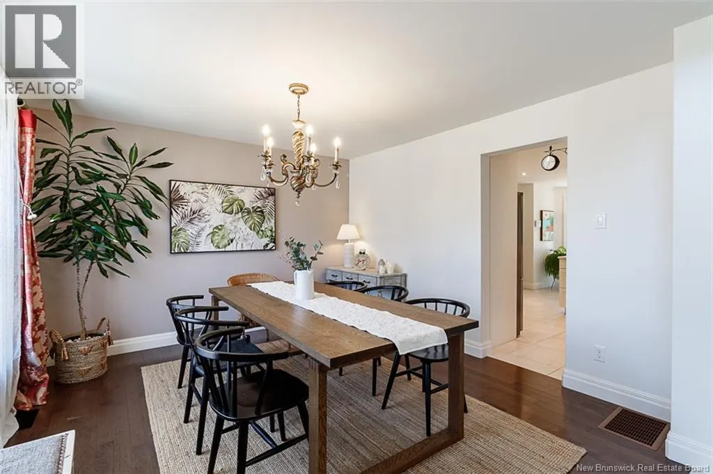 10 Turnberry Court