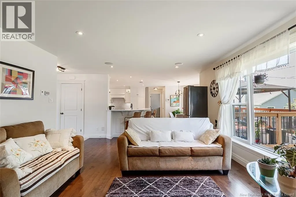 10 Turnberry Court