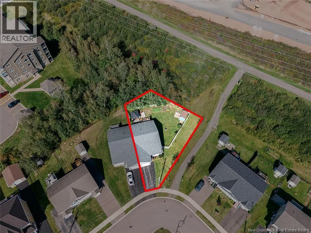 77 Stillwater Drive