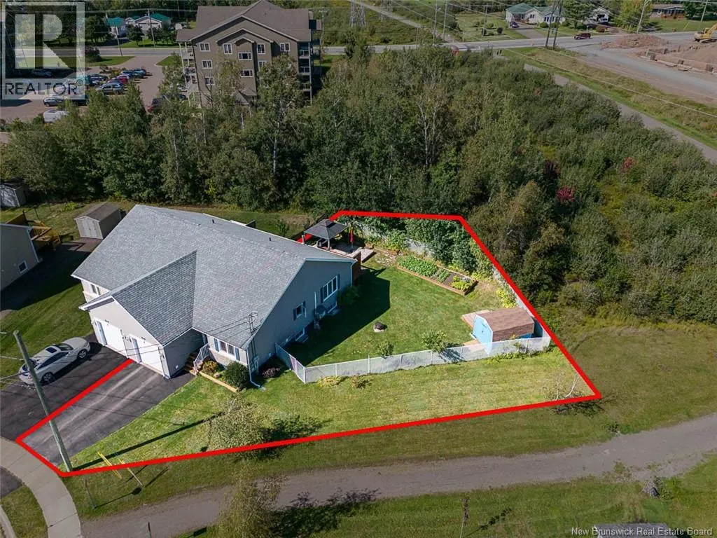 77 Stillwater Drive