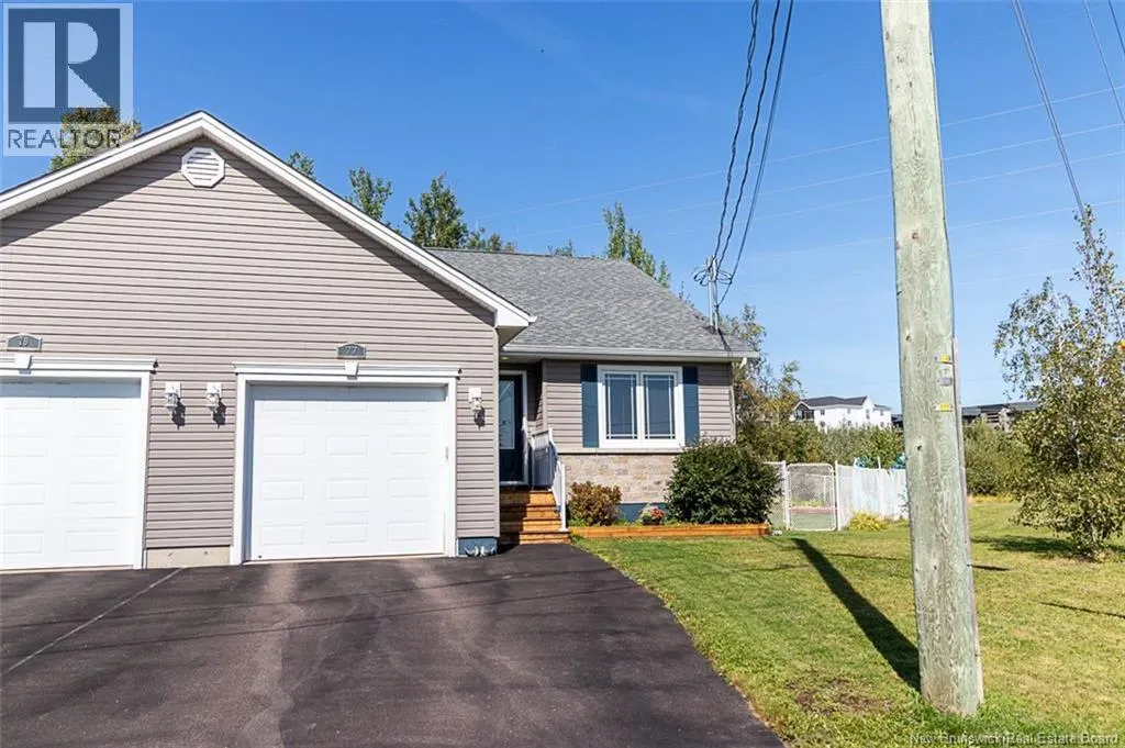 77 Stillwater Drive