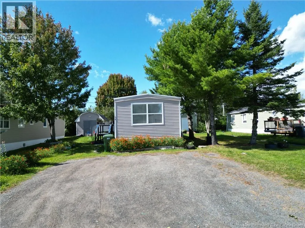 34 Leafwood Crescent